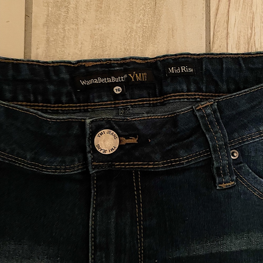 ‼️Coming Soon‼️ Jeans - Picture 3 of 8